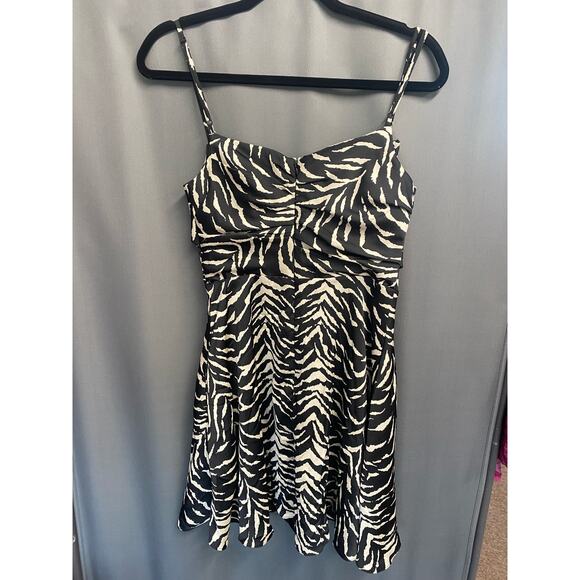 Autumn Adeigbo Jules Dress $565 size 0 (b42) - Picture 9 of 10